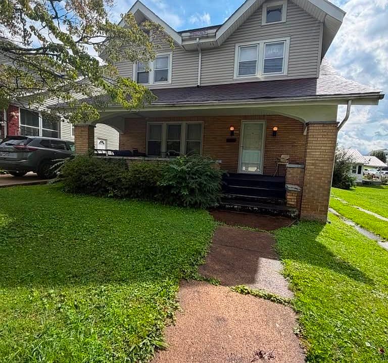 1st image of 1910 Blackburn Ave