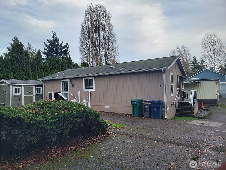 2nd image of 24313 54th Avenue W #3