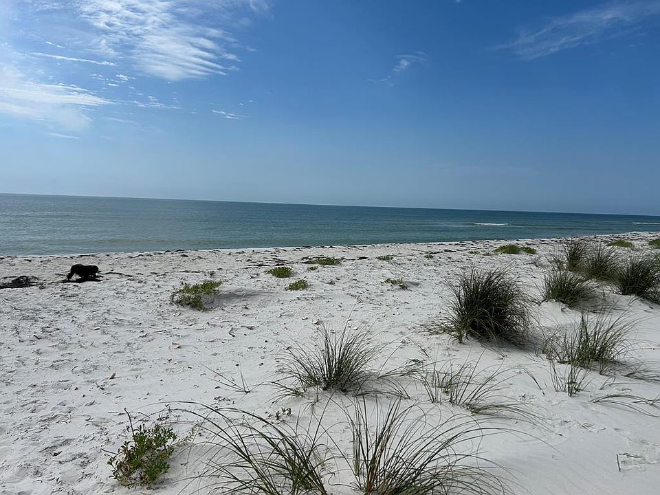 1st image of 989 Gulf Shore Dr