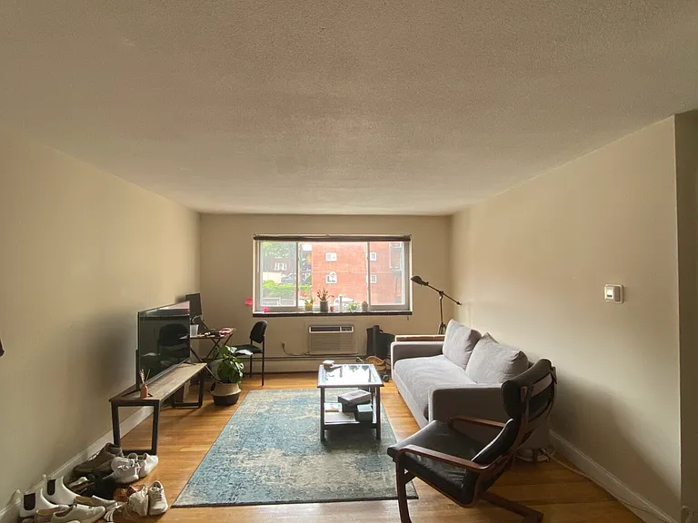 239 Kelton St — Photo 2