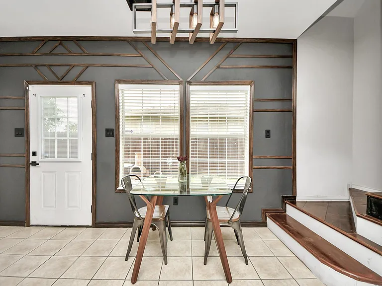 1603 Dove Run — Photo 12