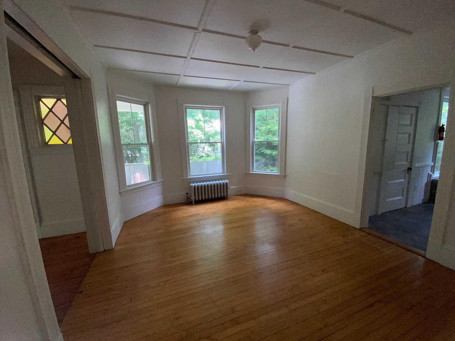 4 bed, 1500 sqft, $3,400 — Photo 3