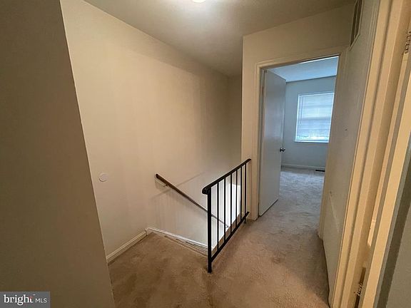 4th image of 7704 Norsham Ln