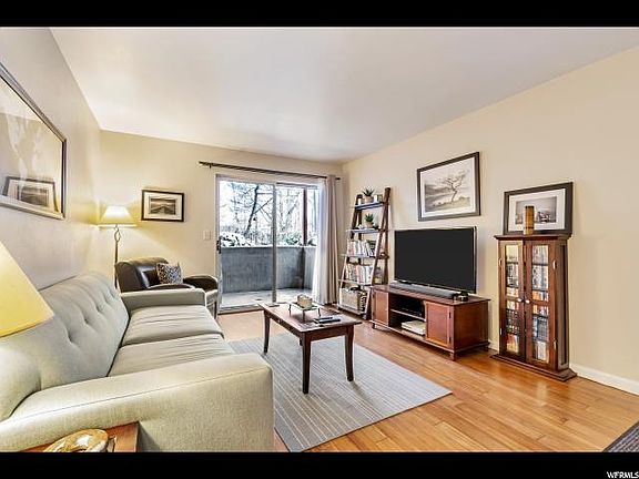 4th image of 4828 S Highland Cir APT 302