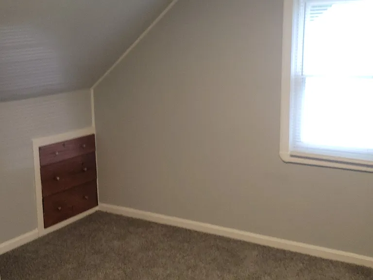 12804 Astor Ave — Photo 13