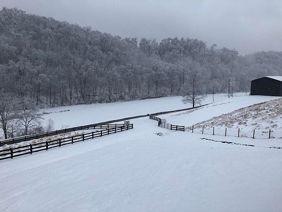 3rd image of 1020 N Ky Hwy #650