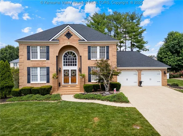 45 Williamsburg Way, Hurricane, WV 25526