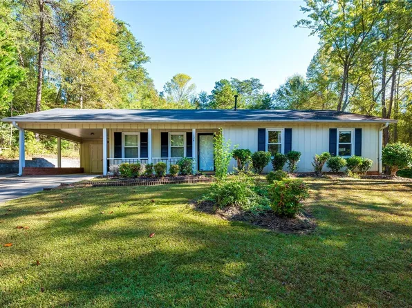 124 Oakvale Dr, Easley, SC 29640