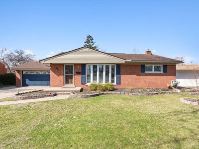 8949 Louisiana St, Livonia, MI, 48150