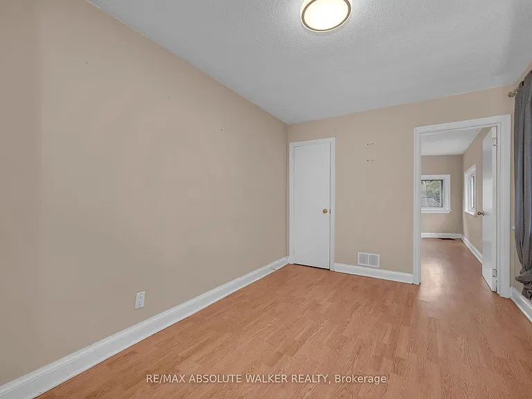 131 Dagmar Ave #3 — Photo 23