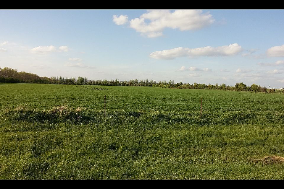 1st image of 46902 188th St