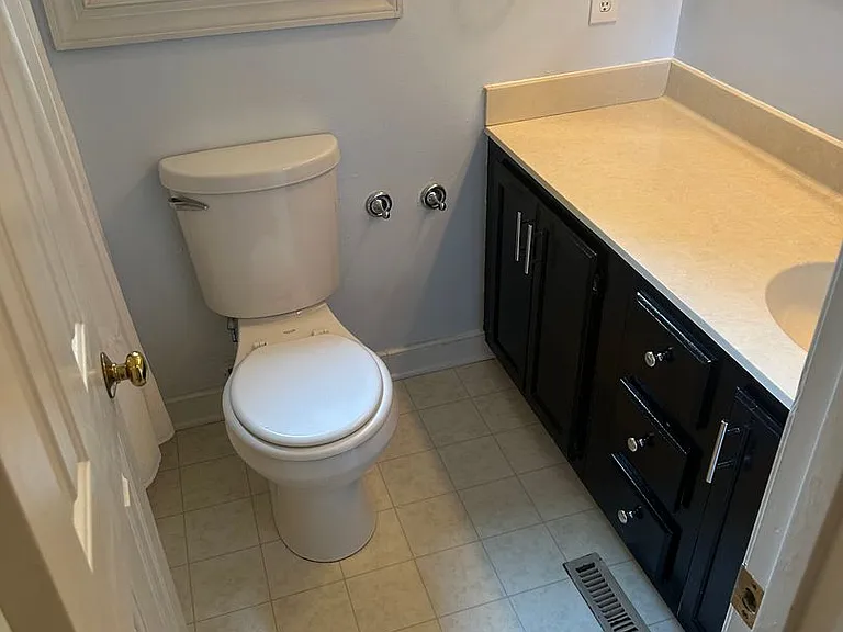12904 Church Ct — Photo 10