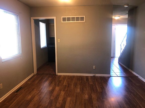 4th image of 1820 E 97th St Unit 1820