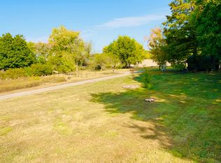 8533 N 1900 East Rd, Bloomington, IL 61705