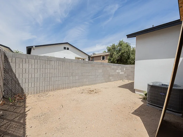 4130 N Longview Ave, Phoenix Az — Photo 23