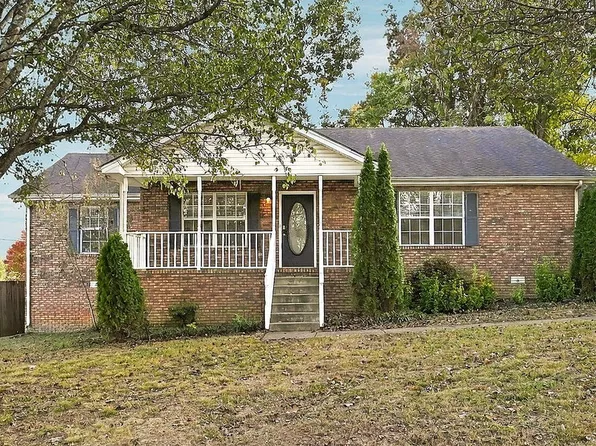 101 Cedar Bend Ct, La Vergne, TN 37086