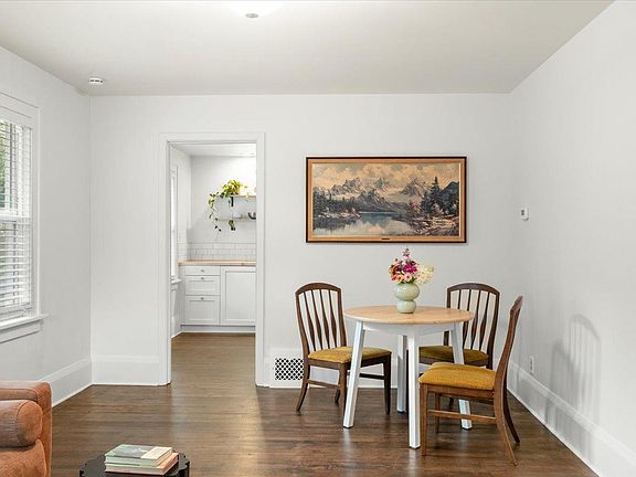 5th image of 3932 45th Ave S