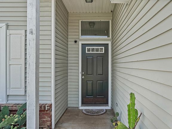 2nd image of 5504 Green Meadows Ct