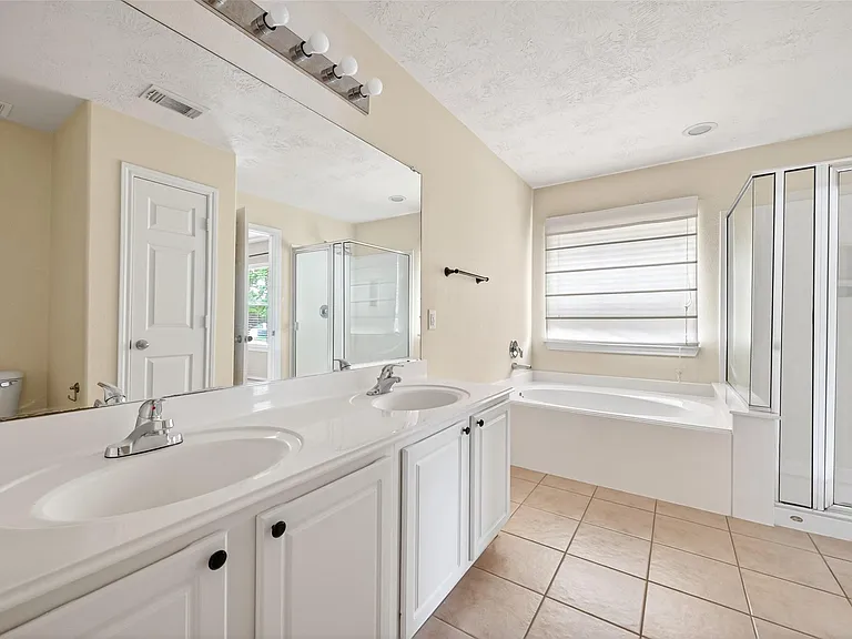 5626 Claybeck Ln — Photo 18