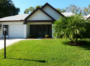 1422 Camelot Ct, Palm Harbor, FL 34684