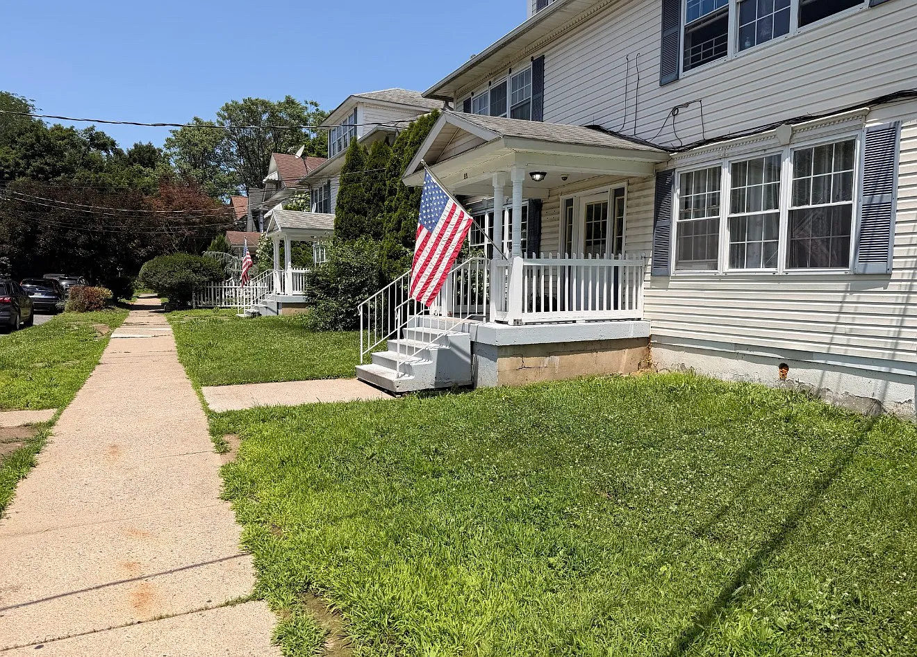 2 bed, 990 sqft, $1,200 — Photo 1