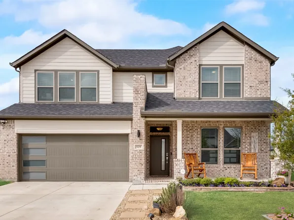 529 Ardsley Ln, Forney, TX 75126