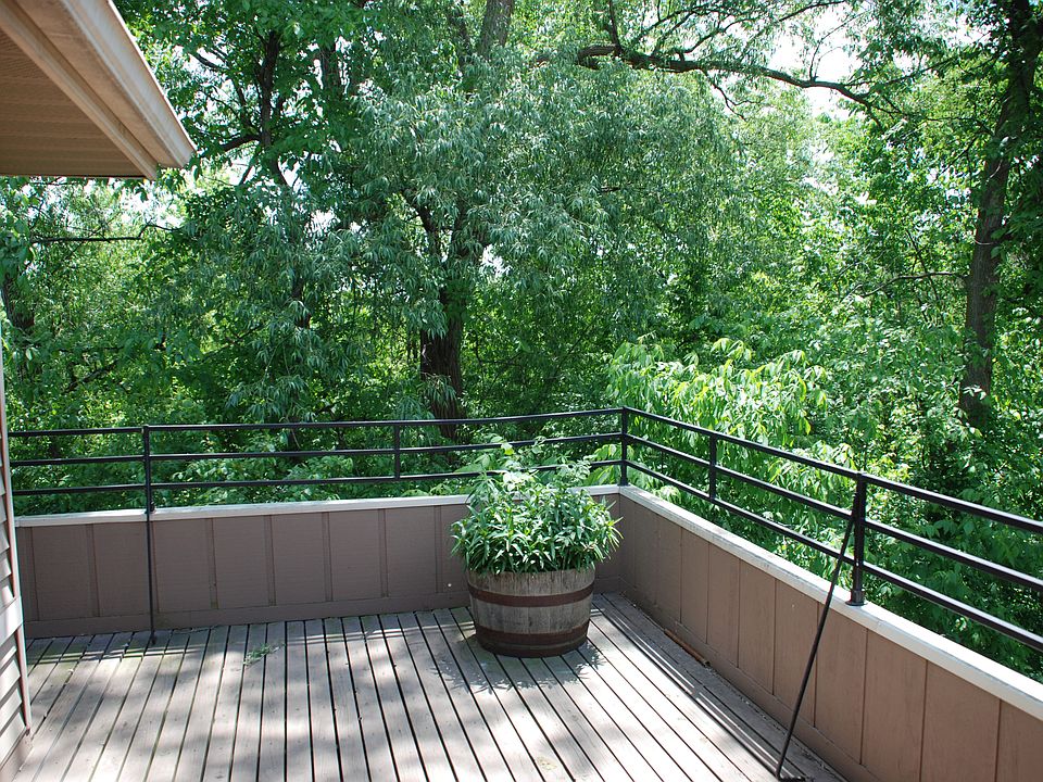1st image of 300 Briarcrest Dr Unit 148