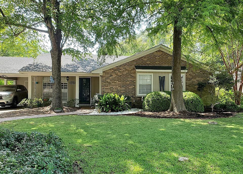 1st image of 1589 W Pear Ln