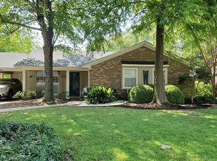 1589 W Pear Ln, Greenville, MS 38703