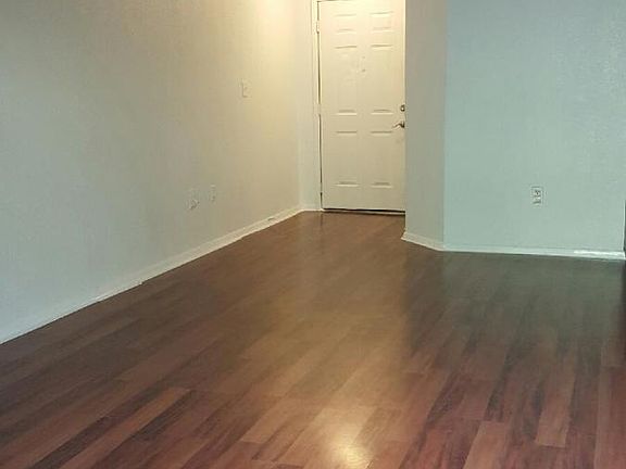 4th image of 2180 Pinetop Ln Unit 103