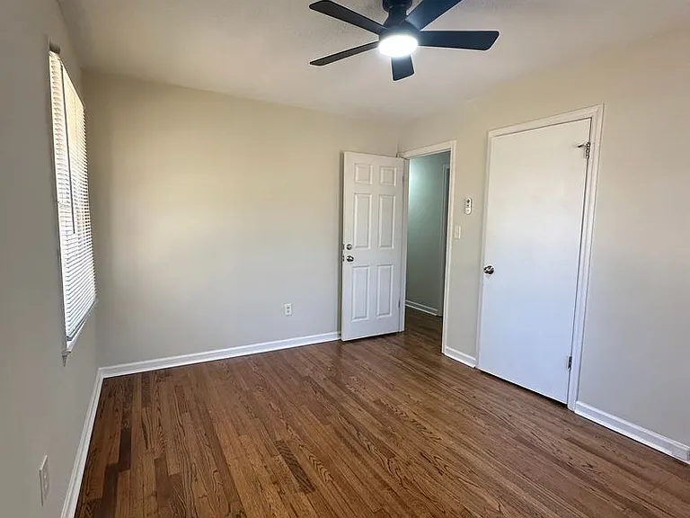 51 Lawanna Dr — Photo 20