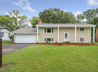 7341 Tempo Ter NE, Fridley, MN 55432