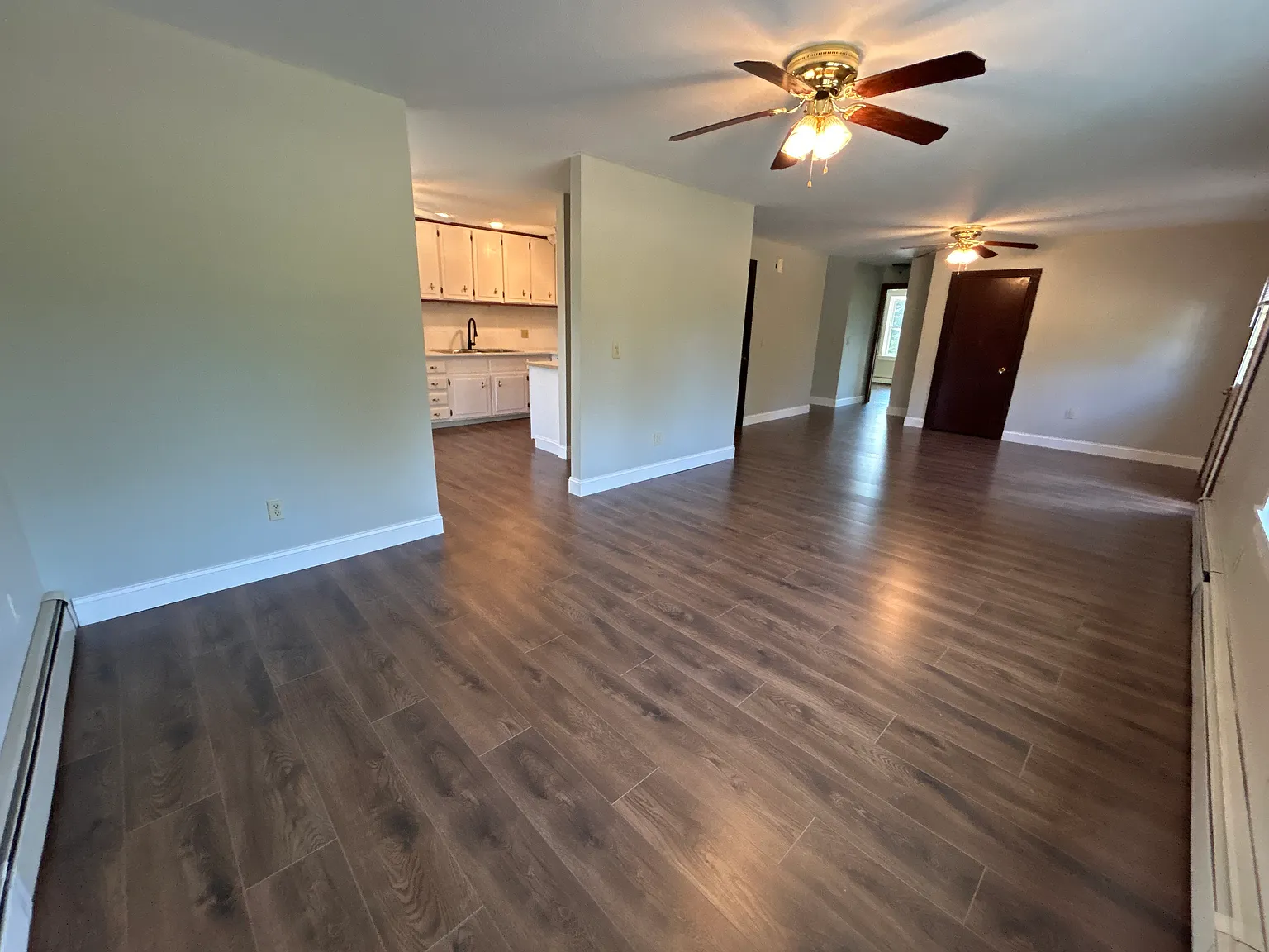 3 bed, 2.5 bath, 1750 sqft, $2,800 — Photo 2
