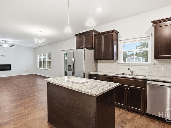 3rd image of 167 Sawgrass Drive