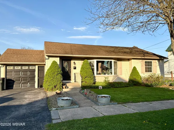 347 Maple St, Jersey Shore, PA 17740