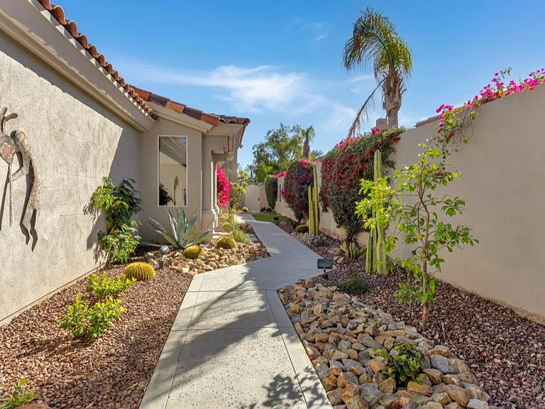 769 Box Canyon Trl — Photo 4