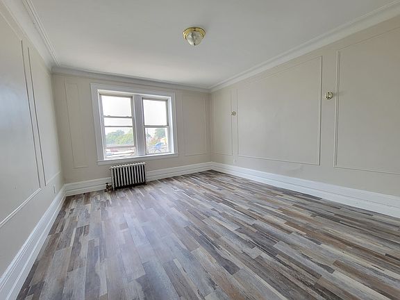 2nd image of 75 N 7th St #21E