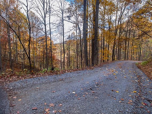 2nd image of 14 Grey Fox Run Lot 14