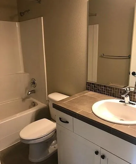 14225 SW Compass Dr — Photo 24