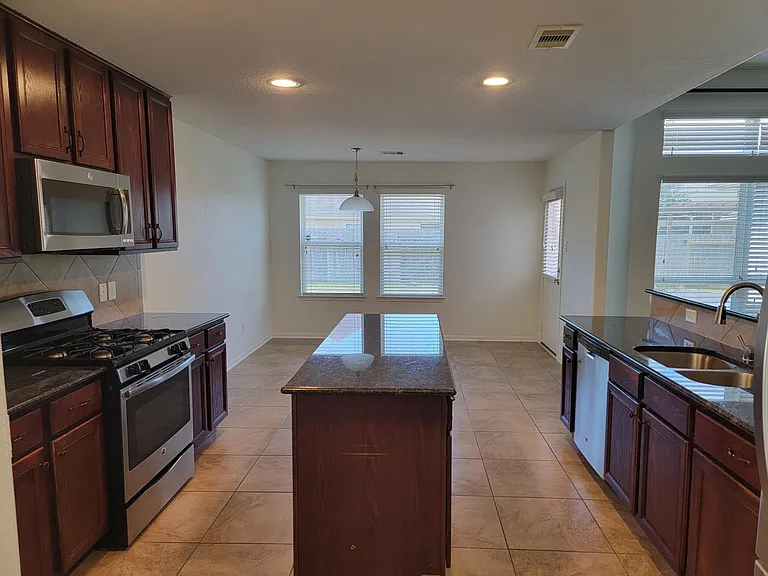 13903 Bellows Gate Ct — Photo 8