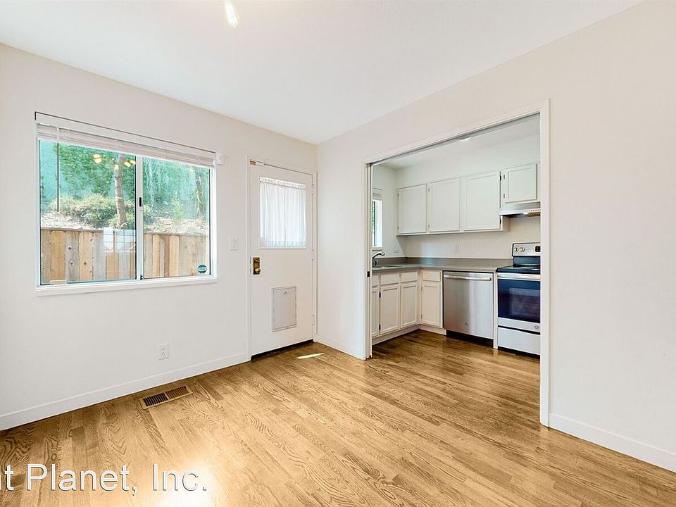 1st image of 55 Rebecca Ln