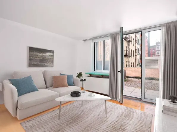 60 Henry St APT 1C, New York, NY 10002