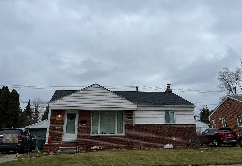 1st image of 29618 Orangelawn St