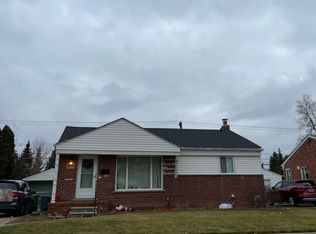 29618 Orangelawn St, Livonia, MI 48150