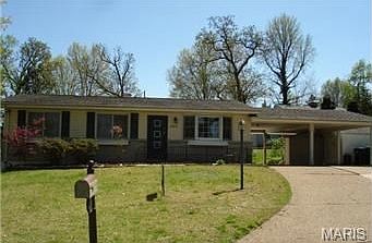 1st image of 464 Terryville Dr