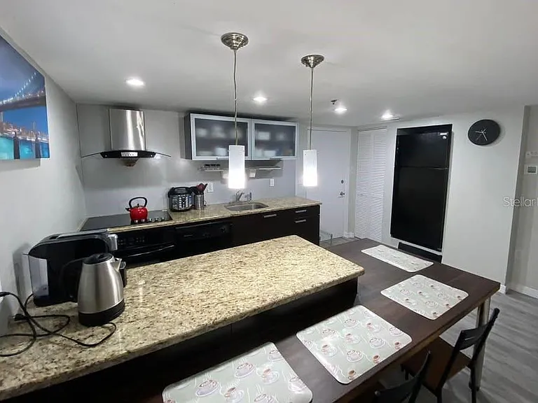 701 S Madison Ave #421 — Photo 15
