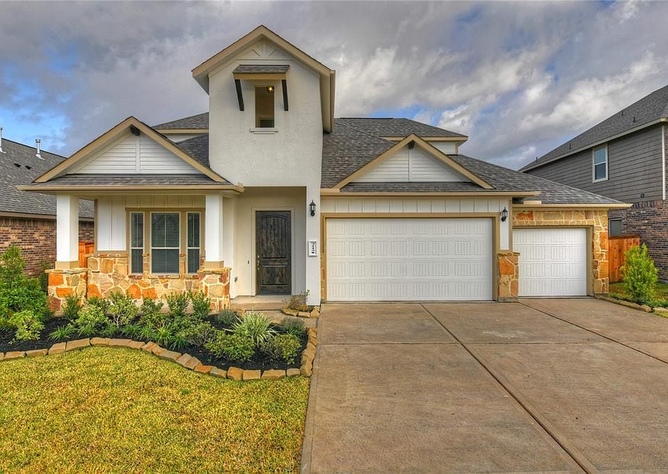1st image of 31126 Yellow Dawn Ln