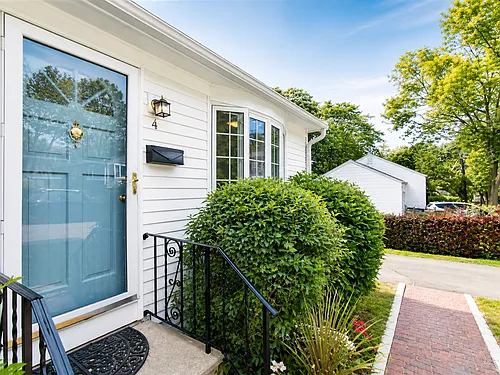 4 Weatherly Ave Photo 1