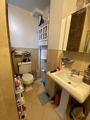 Rented by Compass | media 22