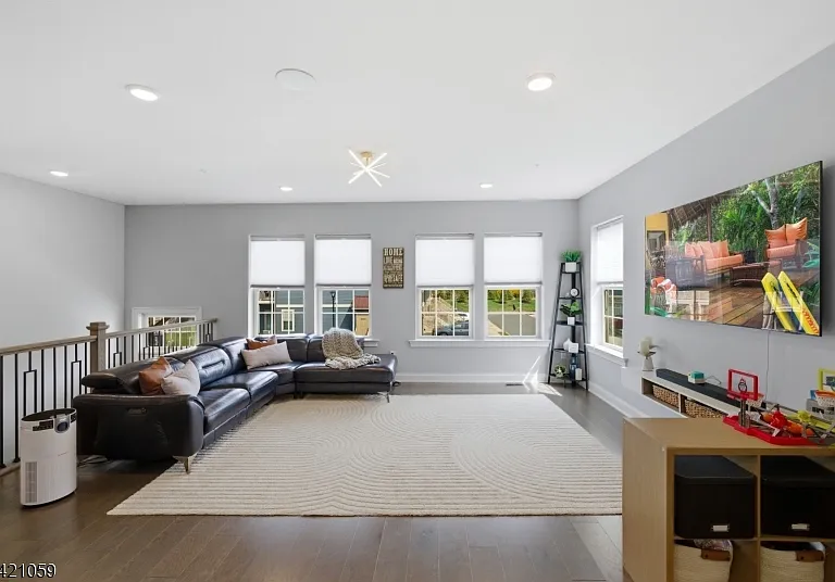 12 Marigold Ct — Photo 8
